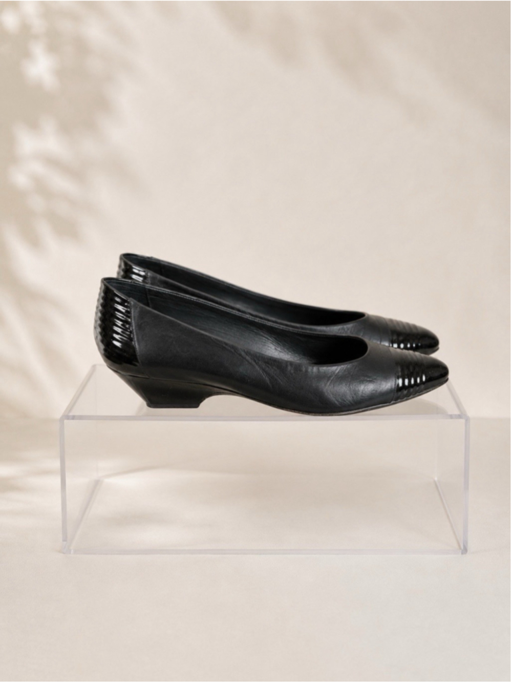VTG Bally Womens Pump Size 10M Black Leather Low Block Heel Dress Shoe Retro